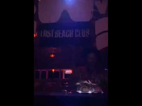 Yaya playing „Tomi&Kesh, Secnd - Downtown Kid“ at Lost Beach Club, Ecuador