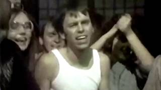 Azranjeno pušenje - Lijepe žene prolaze kroz Zenicu (mashup)