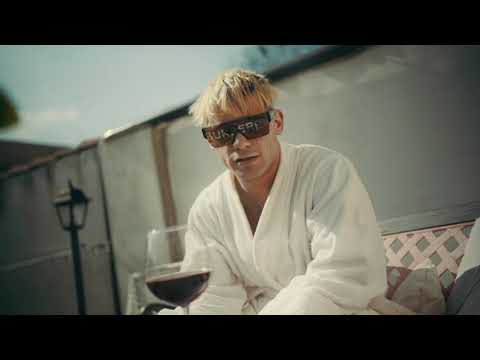 Kenya - 1 Novembre (Official video)