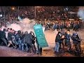 В Киеве митинг закончился кровавым столкновением (новости) 