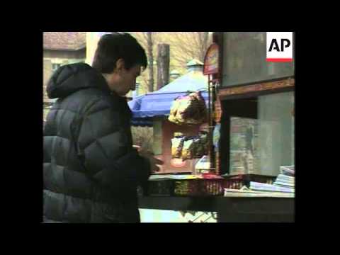 Cenas de rua, vox pops, manchetes de jornais