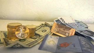 75% Tax - France, A Socialist Wasteland. La France est un terrain vague socialiste.