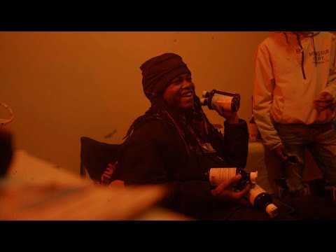 Cashgetbusy Music Video