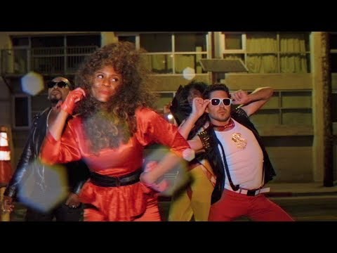 Stéphane Deschezeaux feat Kiki Kyte "Mystery" ( Official  Music Video)