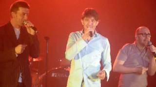 Clouseau - Ze Zit (Killertip)  @ Puntpop 9 Mei 2010 A capella, erg mooi!