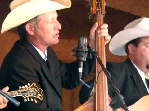 Auctioneer - Vince Combs and Shade Tree Bluegrass