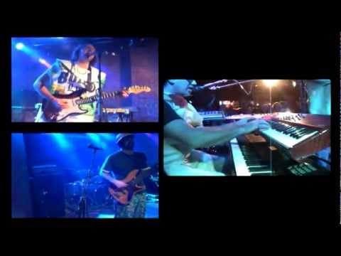 16 The Breakfast 2011-10-28 Wild Pack of Asscracks