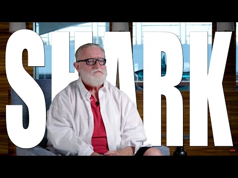 GABE NEWELL ISN'T AFRAID OF THE SHARK HE IS THE SHARK | #valve #shark #halflife2