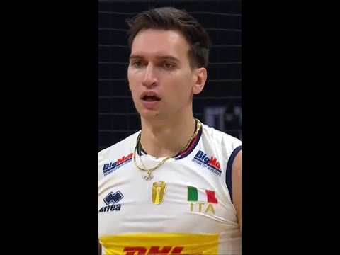 Italy's Yuri Romanò ENDS EARLY LONG RALLY vs. Poland in Set 1 | 2025 FIVB Men’s World Championship