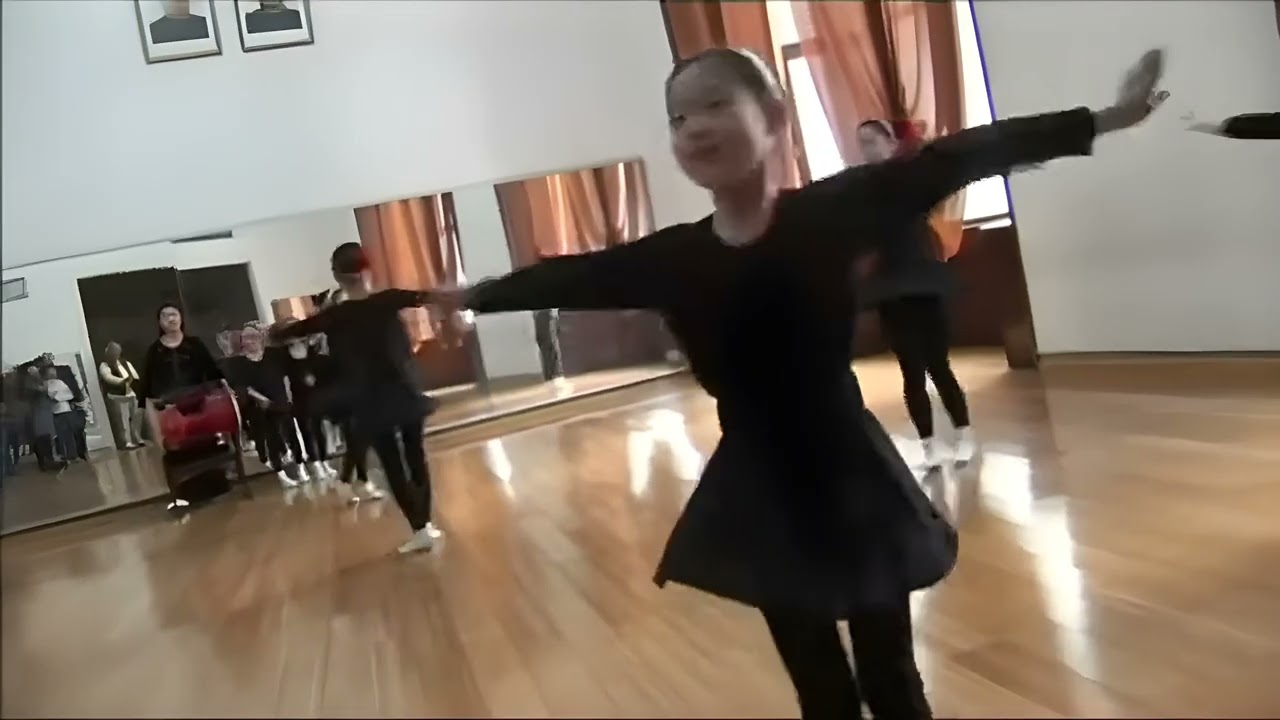 DPRK / TRADITIONAL DANCE (Enhanced 4K)