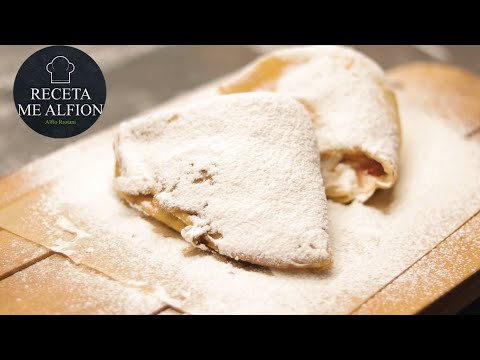 Krepa te mbushura me banane dhe luleshtrydhe