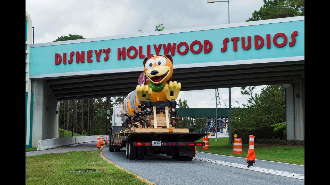 Slinky Dog Dash ride vehicle arrival