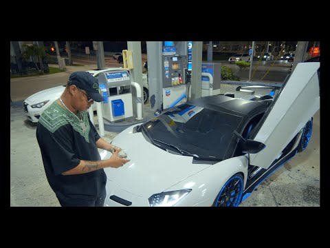 R1 La Esencia-KM (Video Oficial)