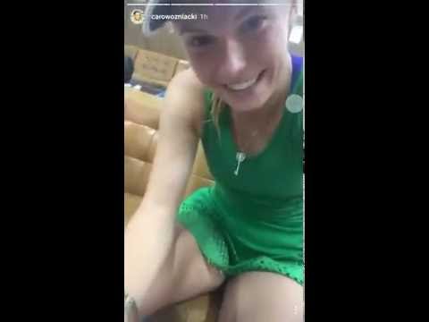 download lagu mp3 mp4 Wozniacki Instagram, download lagu Wozniacki Instagram gratis, unduh video klip Wozniacki Instagram