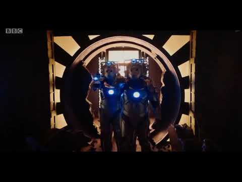 Doctor Who: Once, Upon Time - Bel fights the cybermen