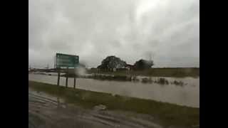 preview picture of video 'CATASTROFE EN CLORINDA 2014 - ESTOS SON MILLONES DE LITROS DE AGUA QUE VIENEN DE LOS CAMPOS'