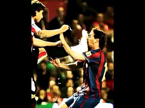 عندما تحول المدافعون إلى مصارعي UFC لإيقاف ميسي! 🥊 ميسي ضد الجزارين (صمود أسطوري) #messi      |🤯⚽