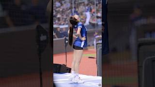 YURI的招牌散熱360大噴射？！ #cheerleader #치어리더 #台湾チア #fancam #美女 #cpbl #台灣捷克交流賽 #陳怡叡 #Yuri