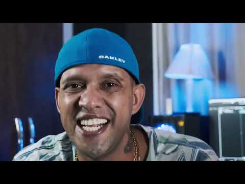 MC SAMUKA & PUGLIELLI MC - USANDO A MENTE (PROD, DJ XAVI)