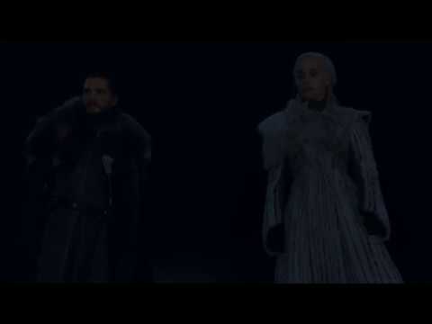 Melisandre returns to Winterfell and lights it up! | Game of Thrones s8 ep3