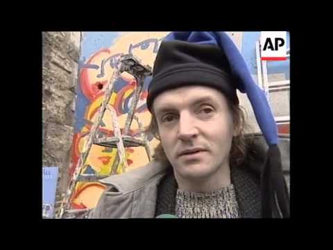 GERMANY: FALL OF THE BERLIN WALL ANNIVERSARY: WALL ART