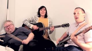 Wimps perform &quot;Dump&quot; in bed | MyMusicRx #Bedstock 2016