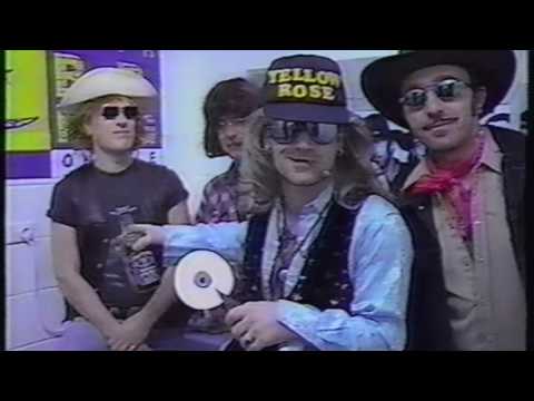 U2/Dalton Brothers accept 1989 New Music Awards