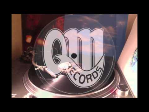 Qalo-Mota  -  Yeah!! (Qalomota Records)