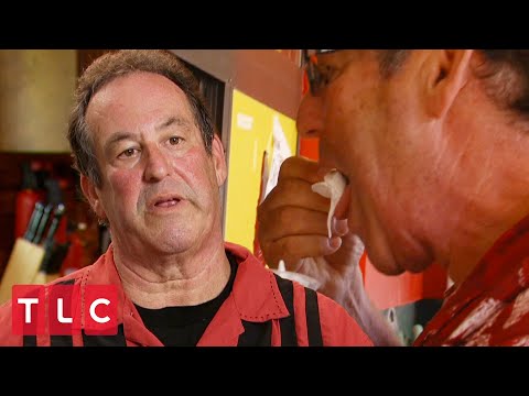 Roy Orders 14 Free Samples of Ice Cream! | Extreme Cheapskates