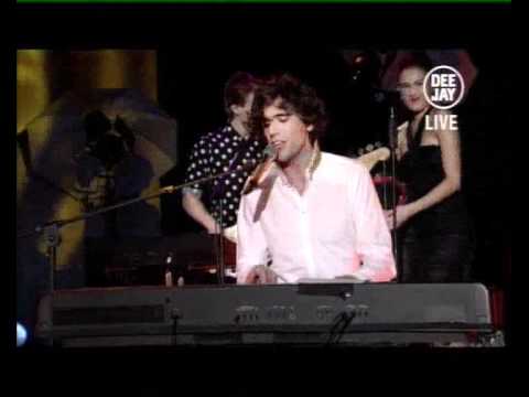 2009.11.09 - Mika Gig in Milano 2/4