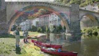 preview picture of video 'Canoeing The Allier River, France'