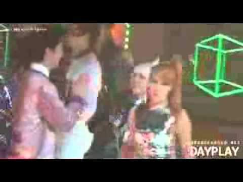 Fancam 110717 @Inkigayo 2NE1 1위 축하 천둥
