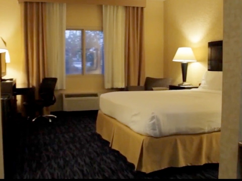 Holiday Inn Temecula Single King Room Tour