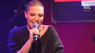 Anne Sila - De l&#39;autre côté du lit dans le Grand Studio RTL