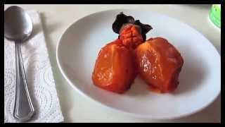 preview picture of video 'When to eat a fresh ripe Persimmon'