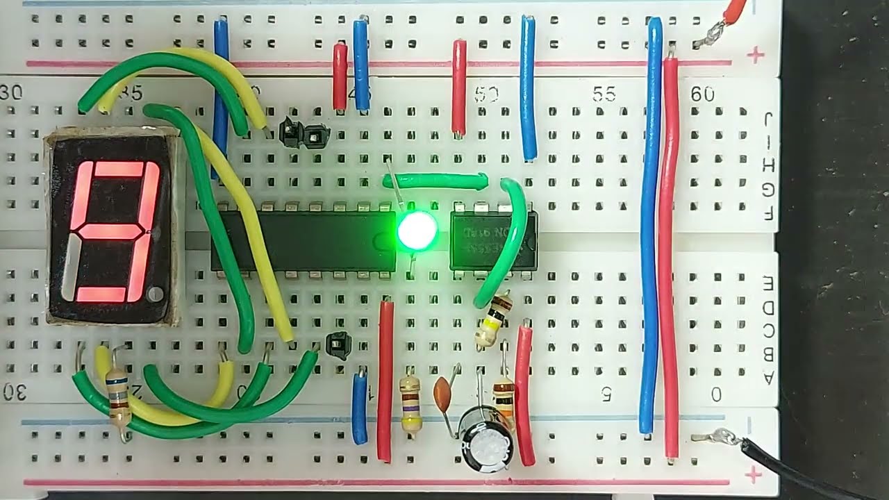 Display 7 segmentos com CI 4026 e CI 555