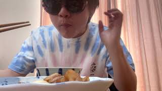 BUMPを語りながらとろとろ手作り角煮を食べる動画