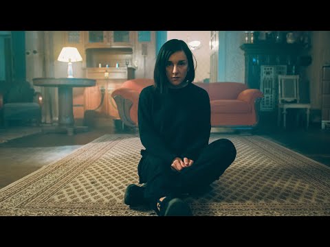 Jahrund - Stranger Voices (Official Music Video)