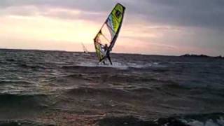 preview picture of video 'Windsurfen in Gold auf Fehmarn'