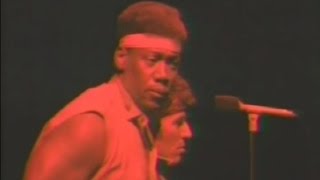 Hilarious Performance Bruce Springsteen & Clarence Clemons - Fire