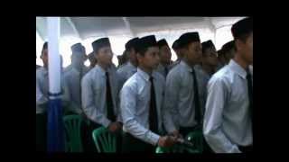 preview picture of video 'Wisuda MA Raudlatul Ulum Guyangan (YPRU) 2012 by Syauqi Muhammad (Oeky el-N'Jack)'