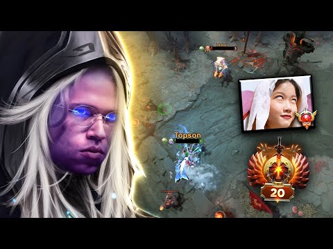 How Topson plays against a GRANDMASTER INVOKER in SEA