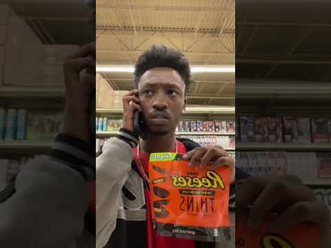 We have Reese‘s peanut butter cups at home… #miahmooooo #reeses ￼#miahmooooo