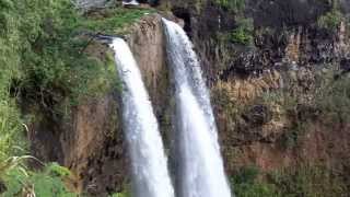 preview picture of video 'Wailua Falls'