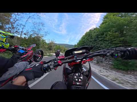 SUPERMOTO BOSNIEN MIT DEN JUNGS