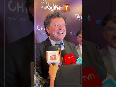 Daniel Alcaíno llegó acompañado de nueva pareja y confirmó relación