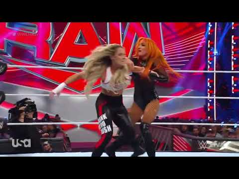 WWE Becky Lynch vs Trish Stratus Raw 8/14/23 Full Match