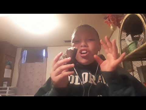 My First ASMR video: Oreo drum Ice Cream Stick, Mochi, Fudge Browine!