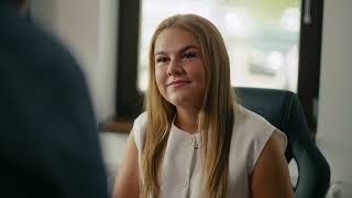 A Bogos-Trans Kft. ezúton is köszöni az egész éves kitartó munkáját munkatársainak! Múlt hét utolsó munkanapján tartottunk egy évzáró rendezvényt, mely alkalommal Bogos László ügyvezető értékelte az idei üzleti évet. Elért mérföldkövek: - 11 milliárd Ft. árbevétel- 1.600.000 elszállítot