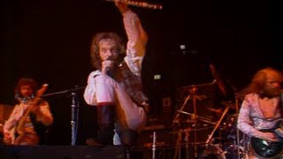 Jethro Tull - Locomotive Breath &amp; Dambusters March (live at Madison Square Garden 1978)